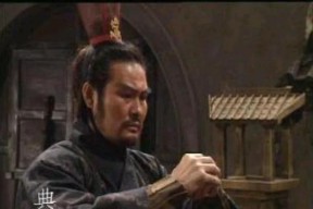 《以鸿之下》游戏中张绣的培养价值及阵容技能搭配介绍（张绣在《以鸿之下》游戏中的优势与发展方向）