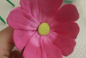DNF绝杀技使用粘土的方法是什么？