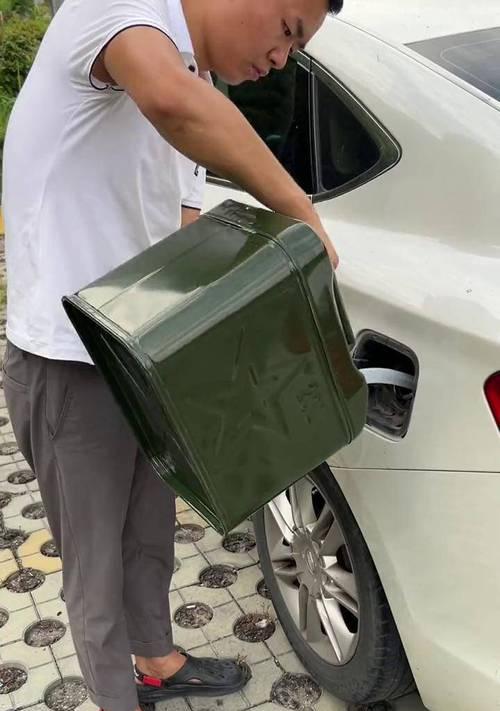 加油桶卡点技巧是什么？  第2张