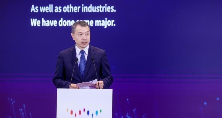 当 AI 与数学在上海相遇：2025 WAIC背后的智慧革命  第1张