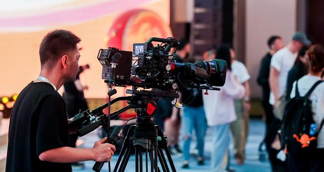 「佳直播 PRO」电影机讯道化直播解决方案荣获「BIRTV2025 推荐」  第12张