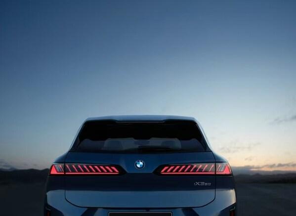你永远不会认错的宝马新世代，一文读懂新世代BMW iX3全新设计  第4张