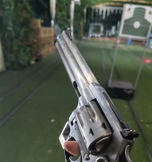 六发左轮新人战斗手册（游戏新手必备）  第1张